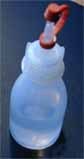 flasche f�r wasser oder zuckerwasser.water or sugarwater bottle.